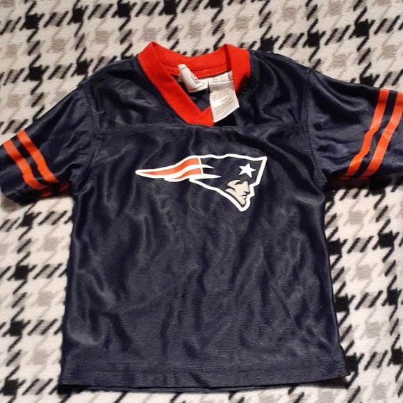 NFL Other - Baby Patriots shirt (bin2)